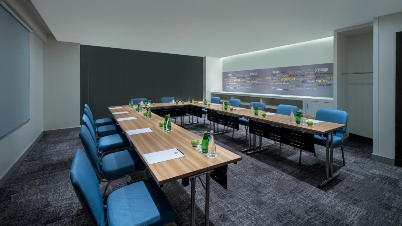 Ibis Jeddah Malik Road Hotel Ngoại thất bức ảnh