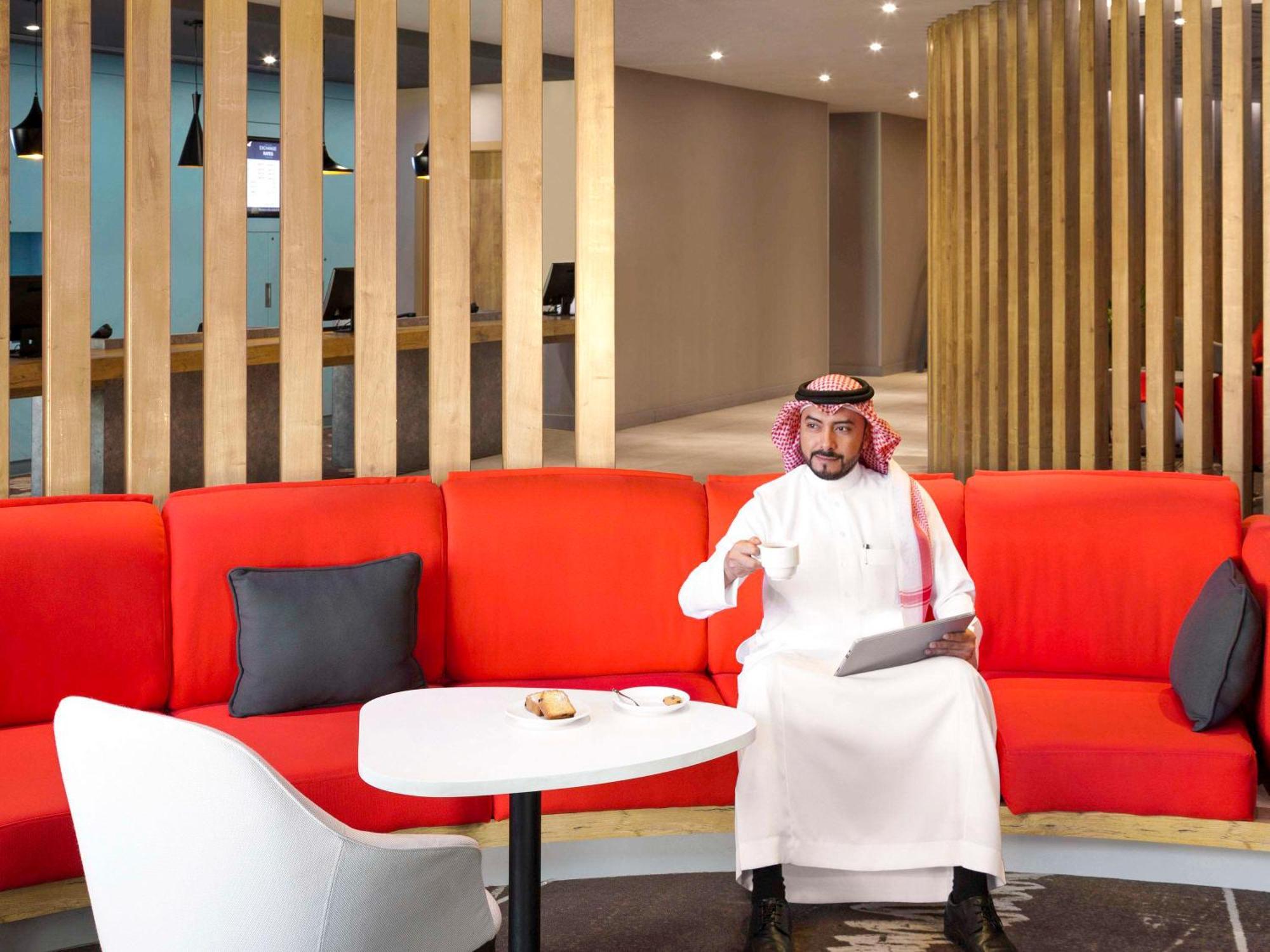 Ibis Jeddah Malik Road Hotel Ngoại thất bức ảnh