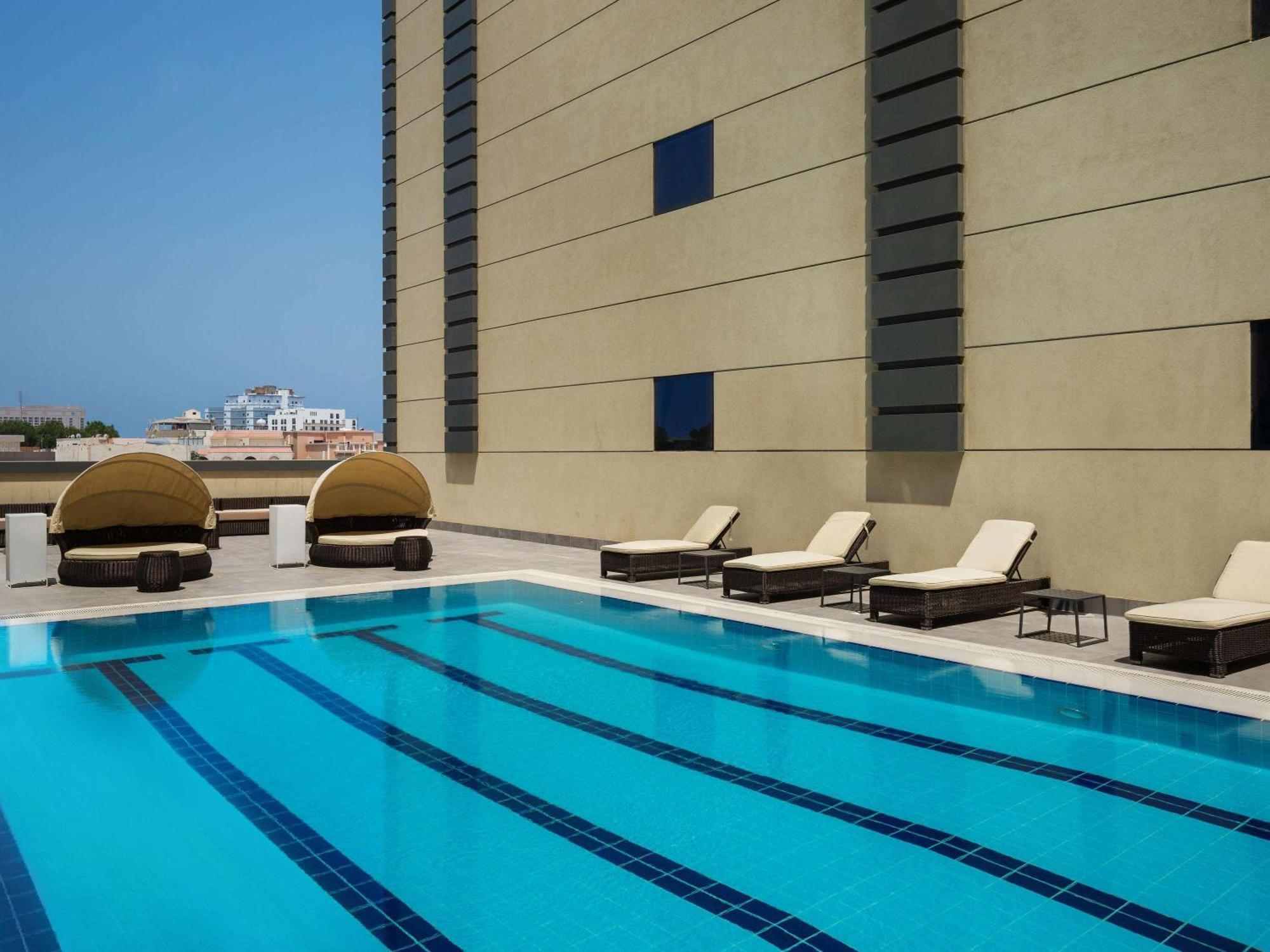 Ibis Jeddah Malik Road Hotel Ngoại thất bức ảnh