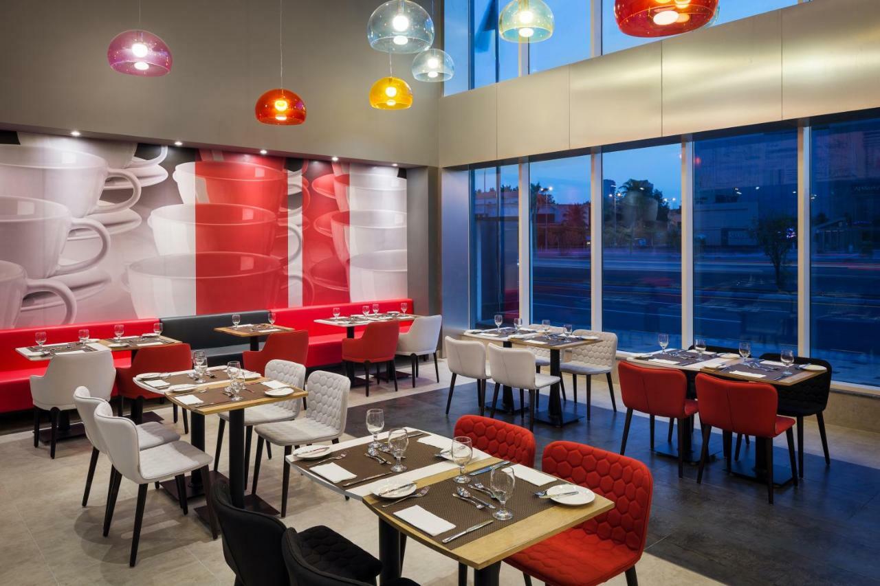 Ibis Jeddah Malik Road Hotel Ngoại thất bức ảnh