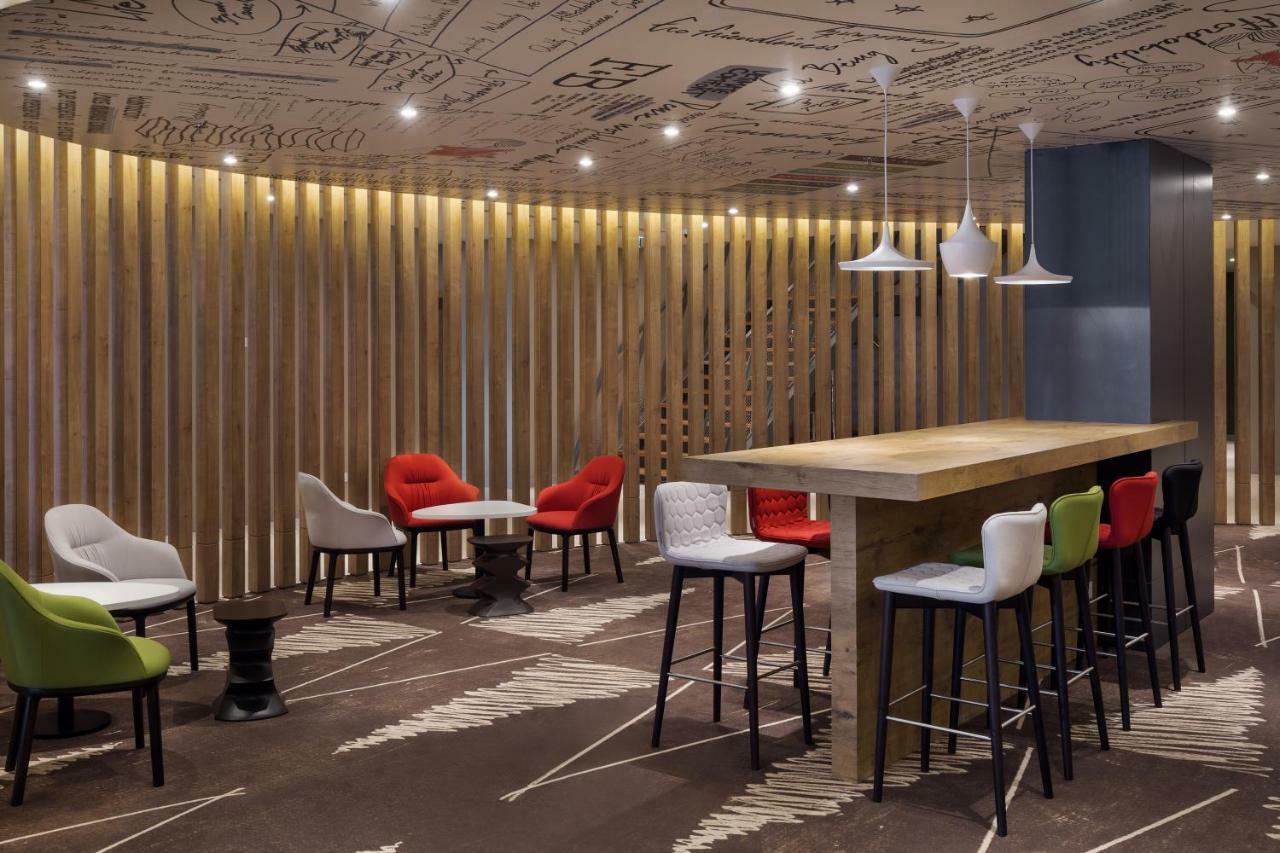 Ibis Jeddah Malik Road Hotel Ngoại thất bức ảnh