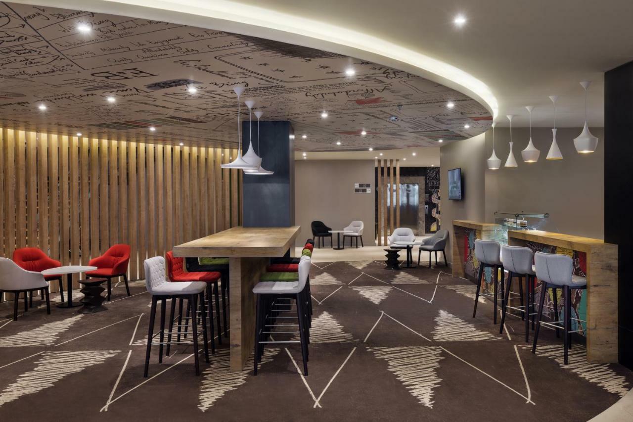 Ibis Jeddah Malik Road Hotel Ngoại thất bức ảnh