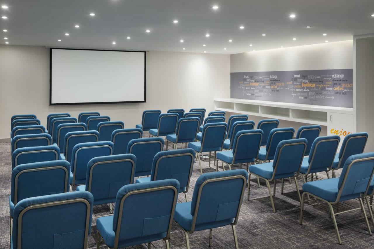 Ibis Jeddah Malik Road Hotel Ngoại thất bức ảnh